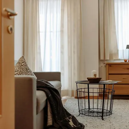 Johanneshof * 玛丽亚埃姆安斯泰内嫩米尔