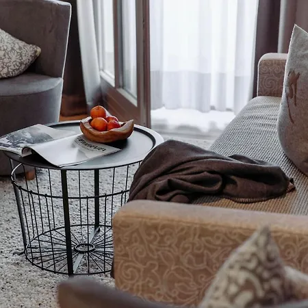 Johanneshof * 玛丽亚埃姆安斯泰内嫩米尔