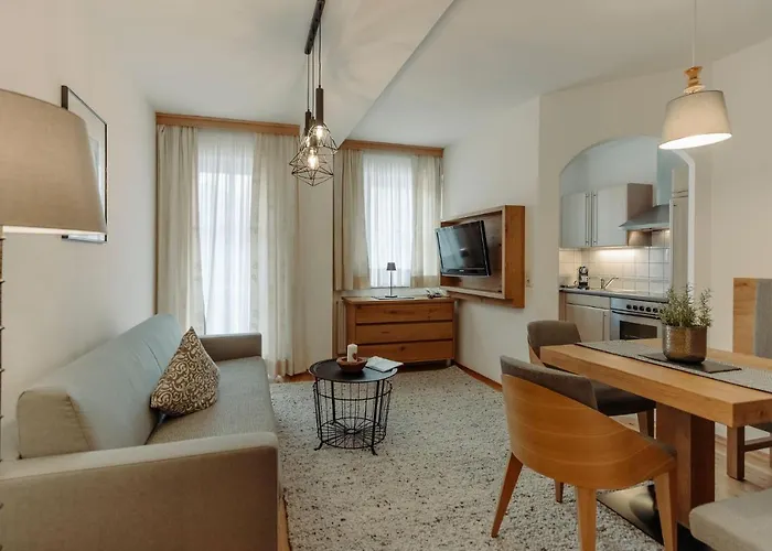 Johanneshof マリア・アルム・アム・シュタイナーネン・メアー